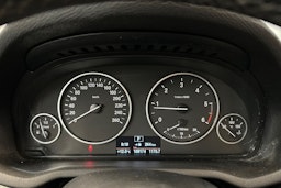 valkoinen BMW X3 2016 kuva 21.