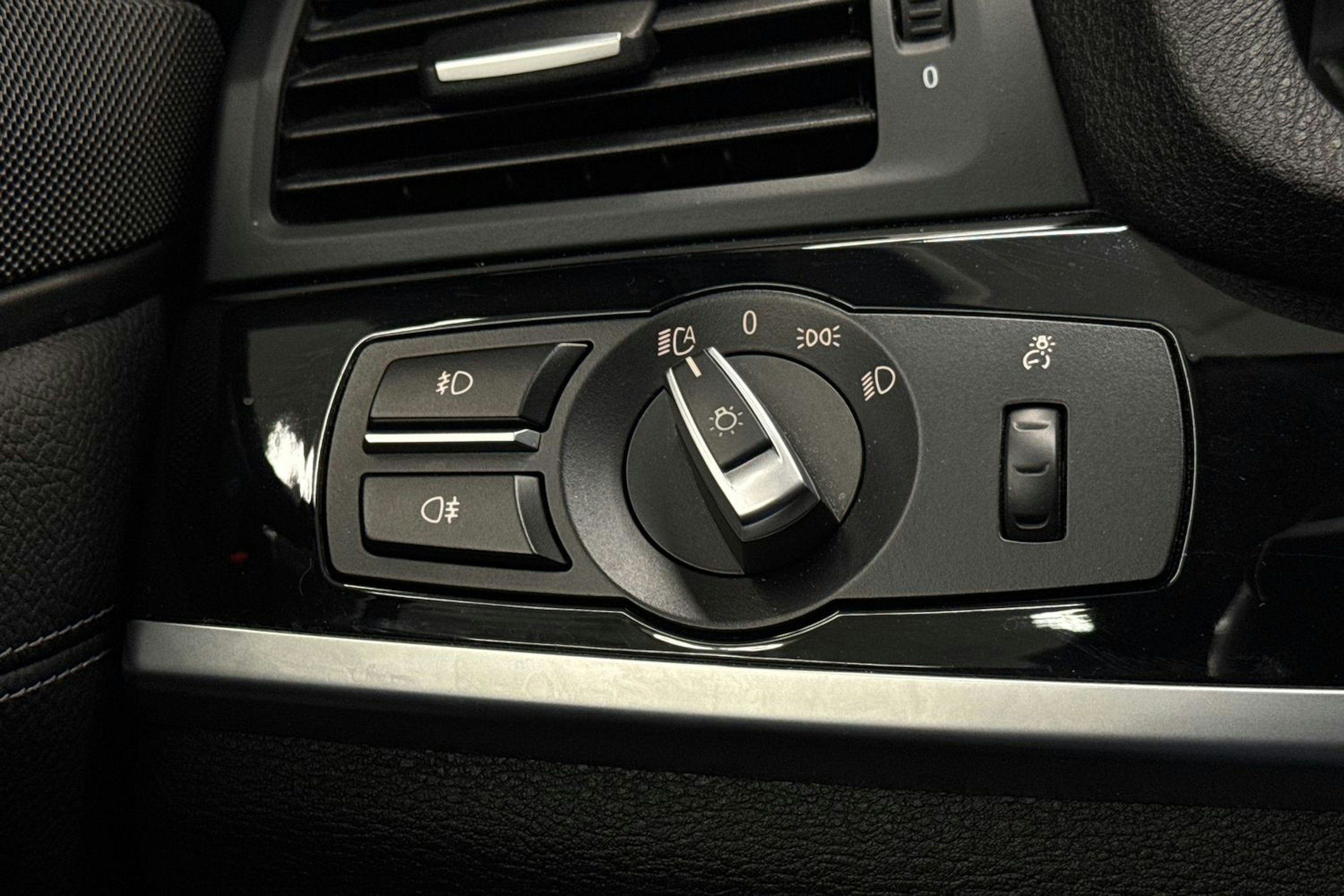 Musta BMW X3 2016 kuva 19.