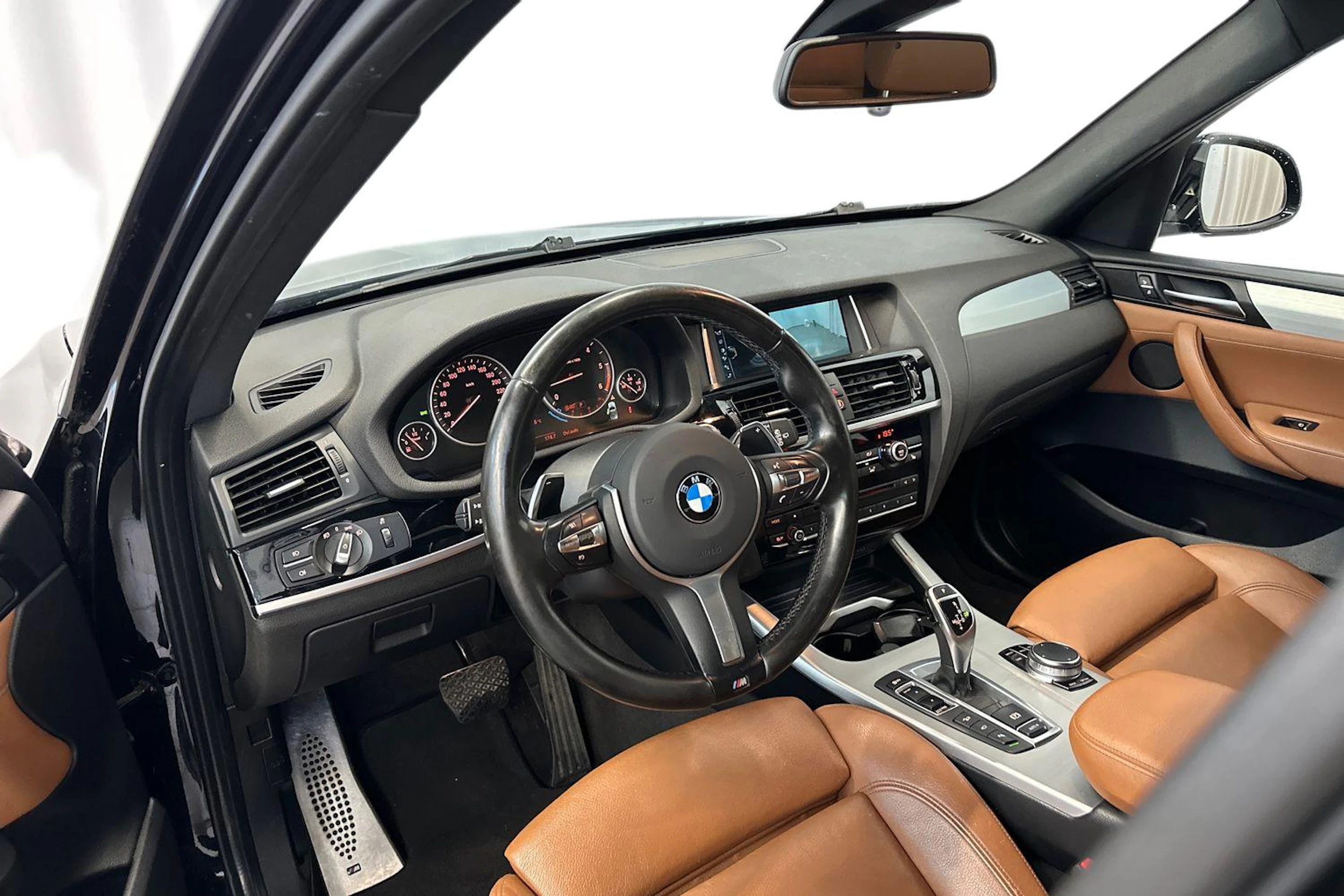 sininen BMW X3 2016 kuva 6.