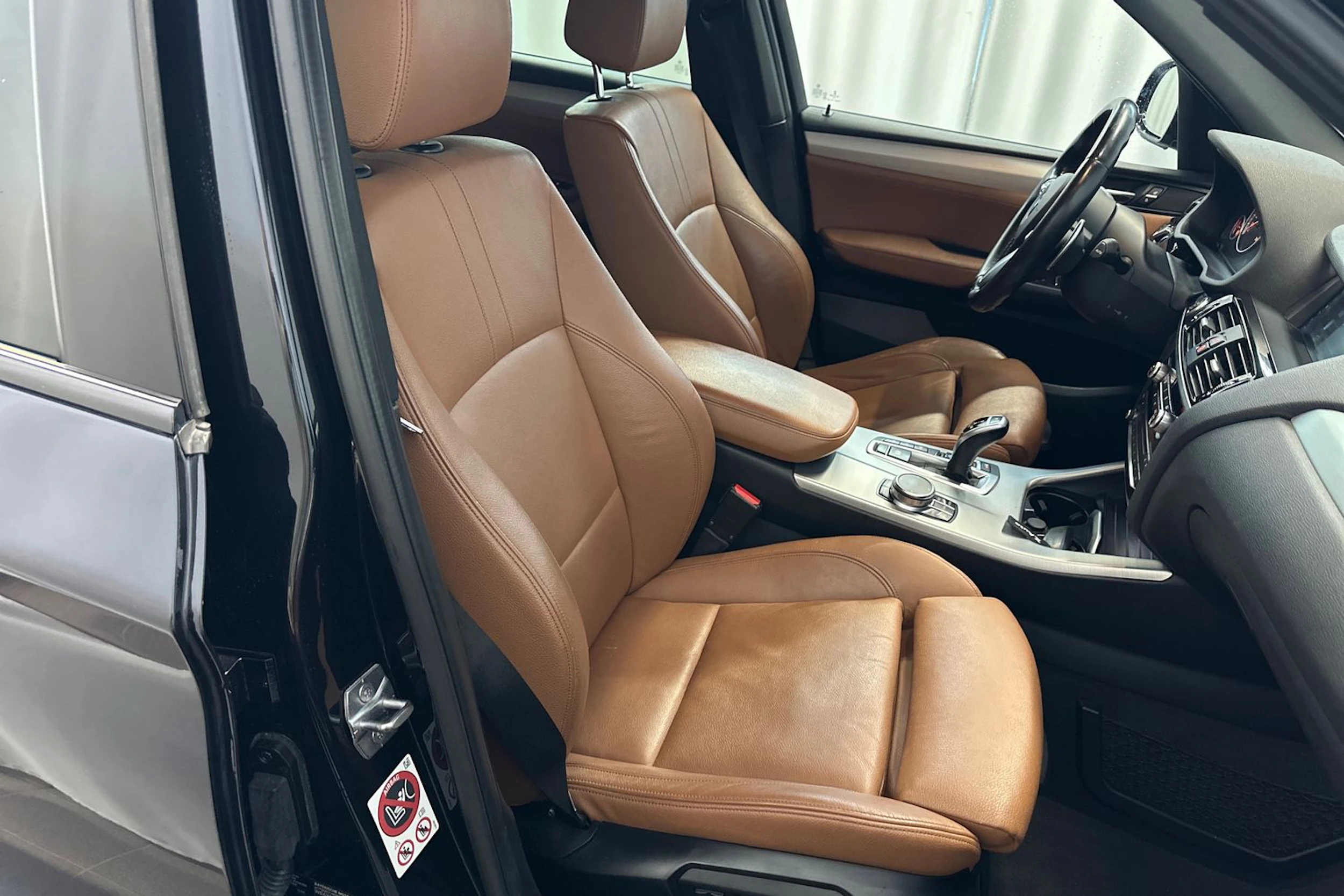 sininen BMW X3 2016 kuva 12.