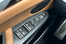 sininen BMW X3 2016 kuva 16.
