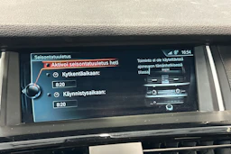 sininen BMW X3 2016 kuva 28.