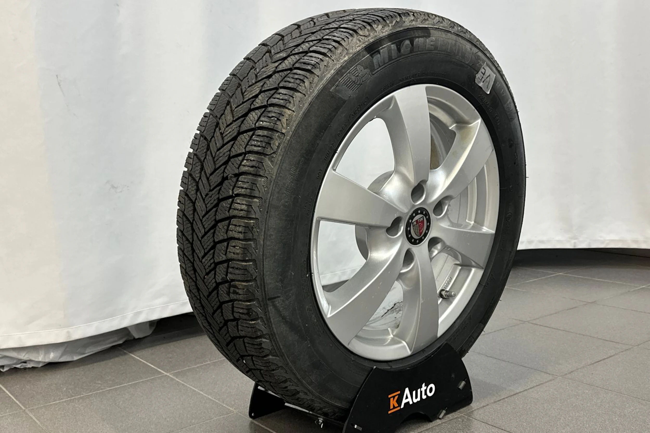 sininen BMW X3 2016 kuva 33.