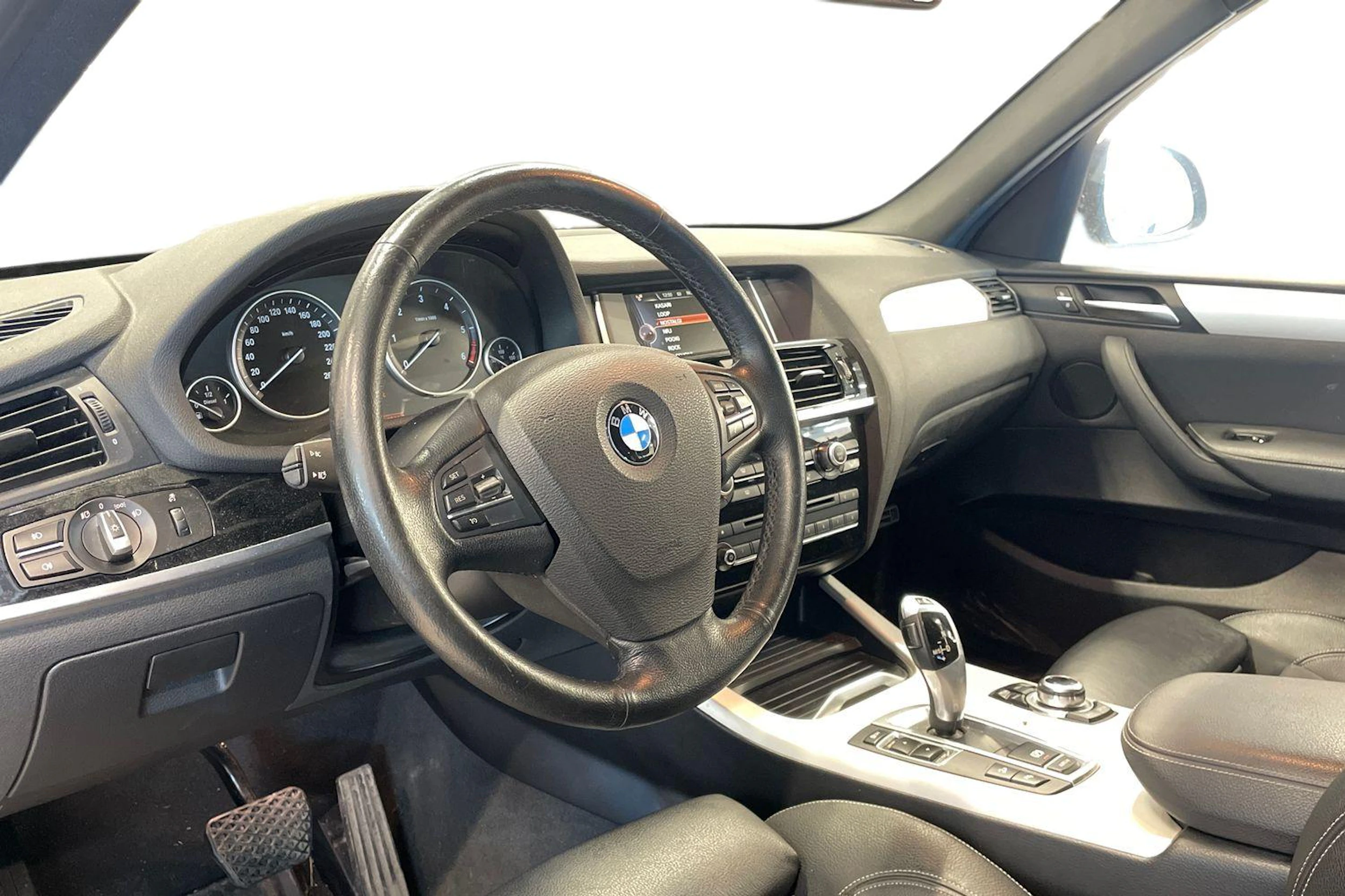 hopea BMW X3 2016 kuva 3.