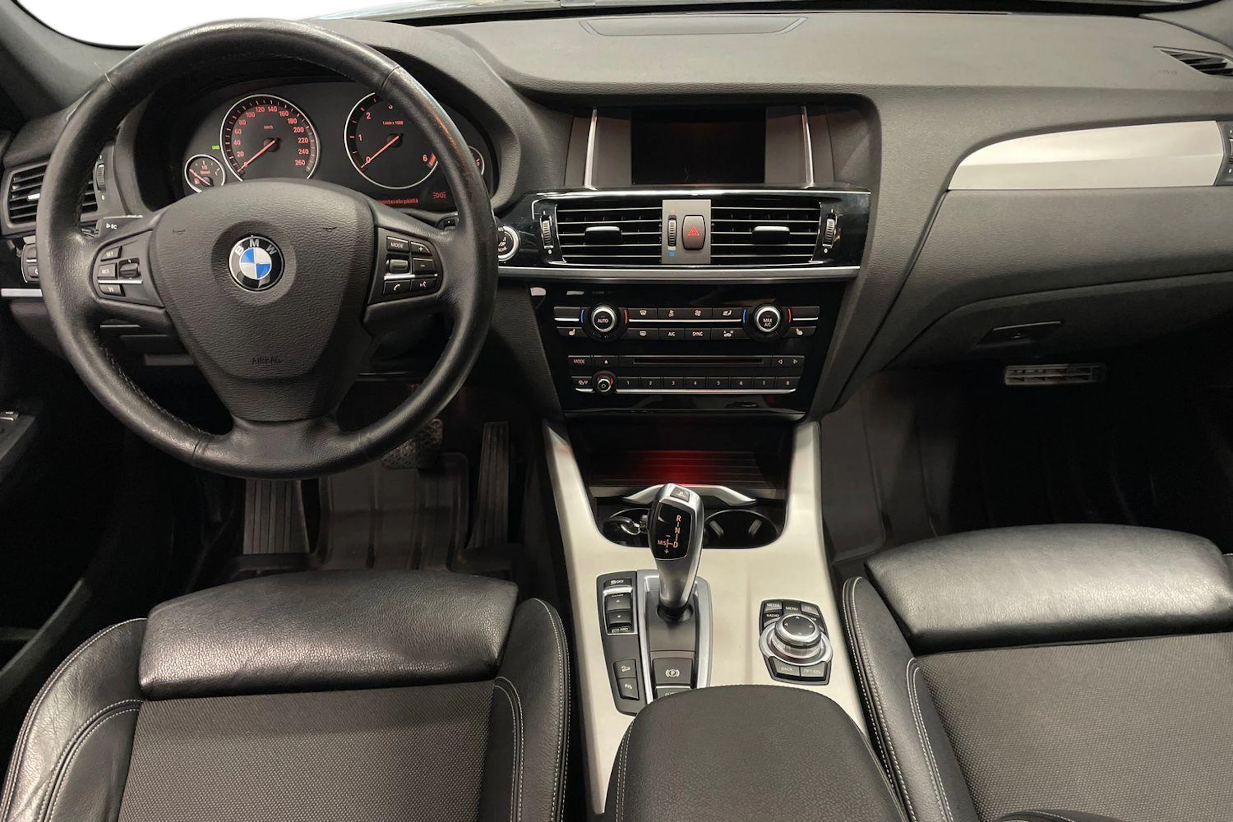 hopea BMW X3 2016 kuva 7.