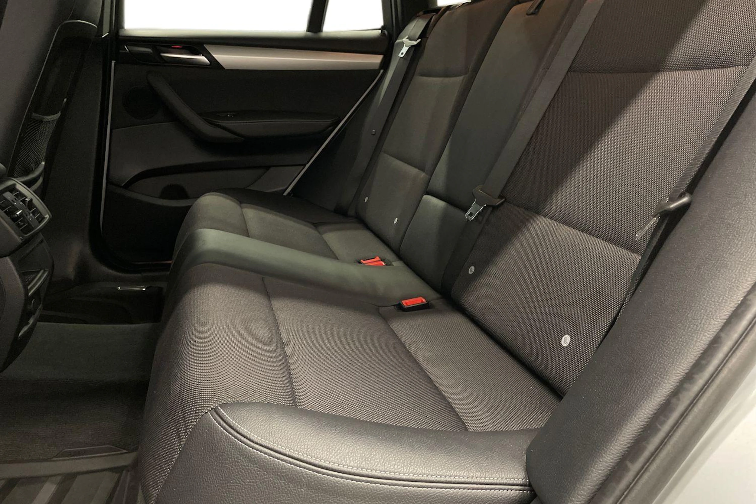 hopea BMW X3 2016 kuva 8.