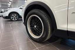 valkoinen BMW X3 2016 kuva 10.