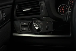 valkoinen BMW X3 2016 kuva 15.