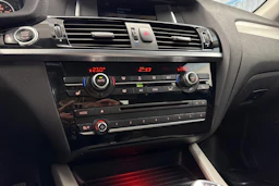 valkoinen BMW X3 2016 kuva 18.