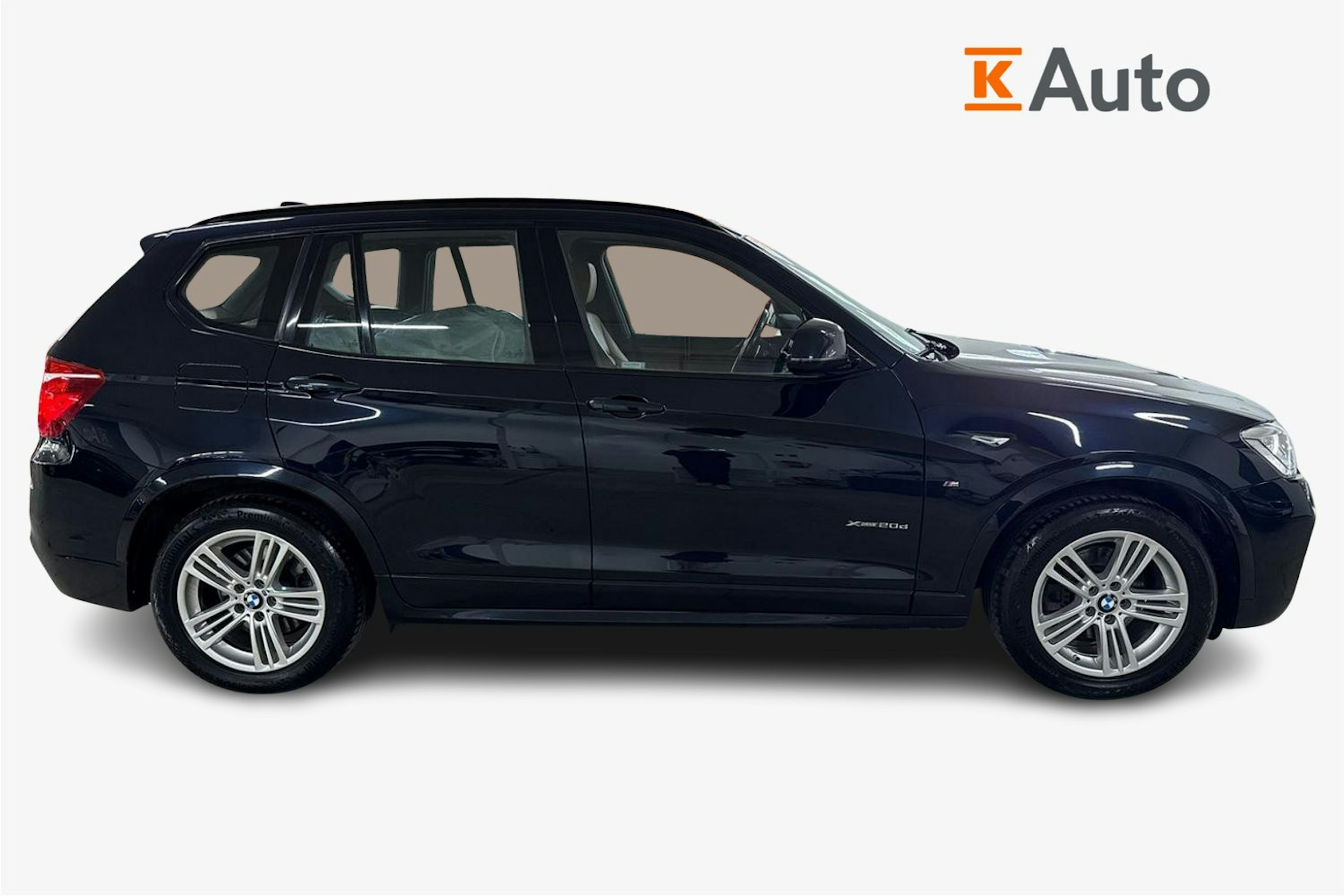 sininen BMW X3 2017 kuva 6.