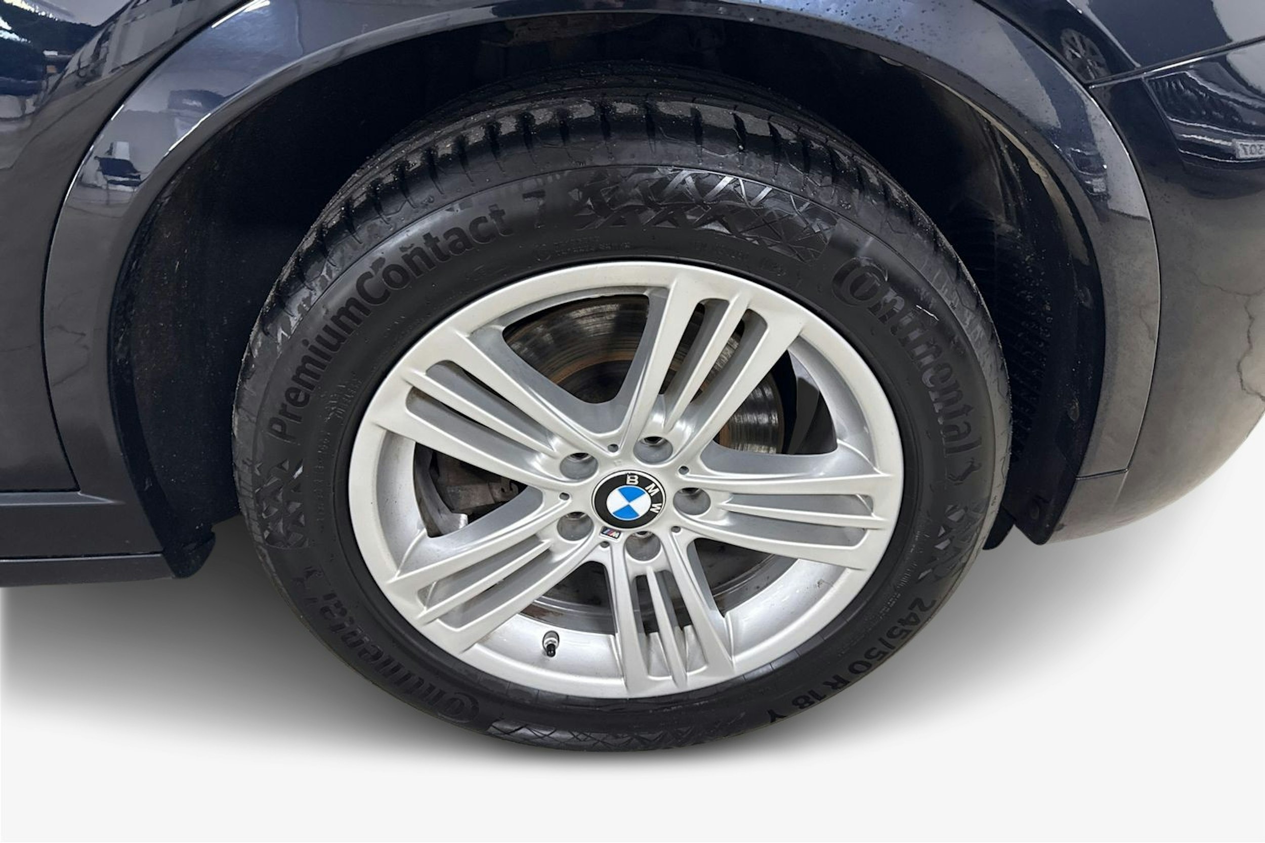 sininen BMW X3 2017 kuva 11.
