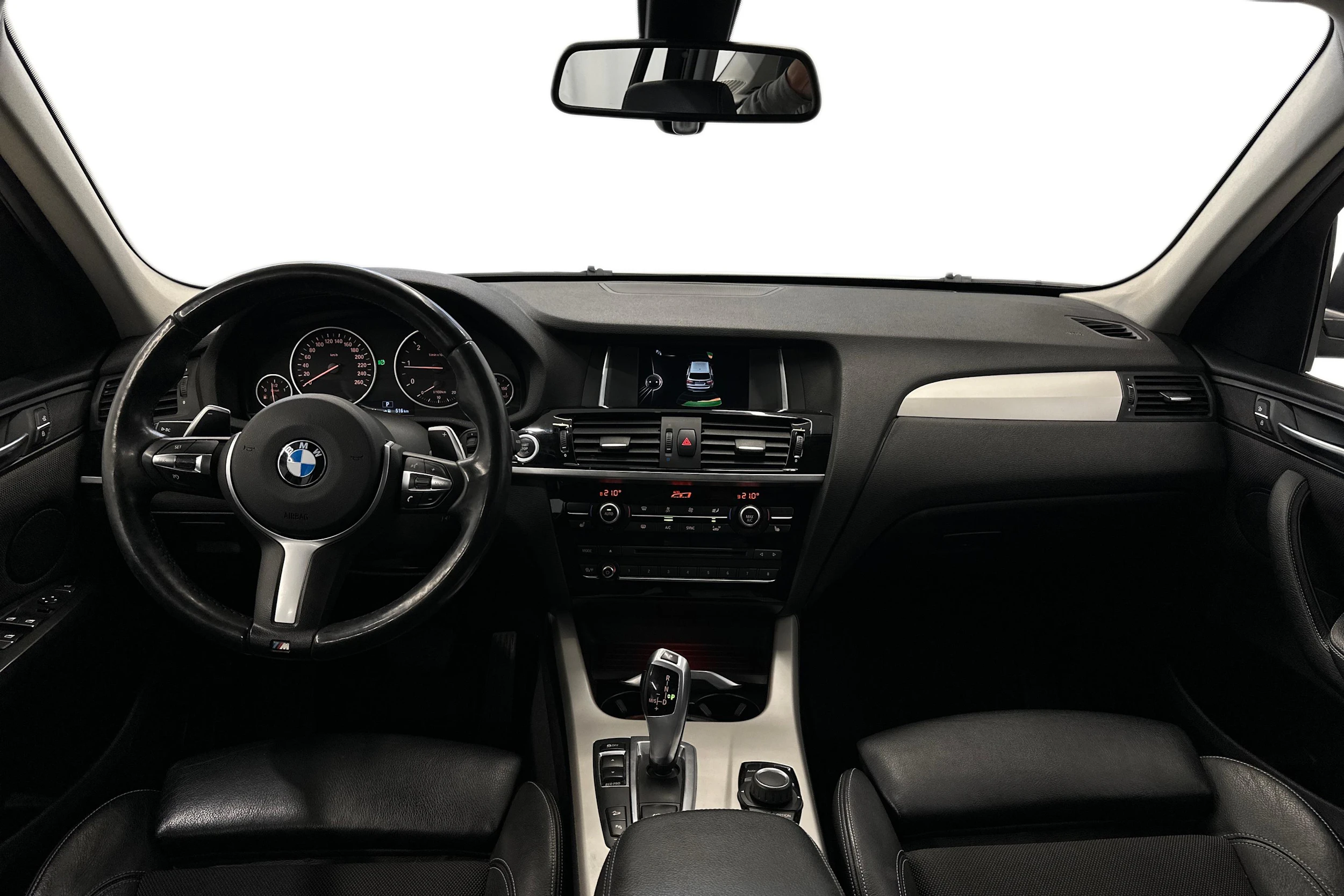 valkoinen BMW X3 2017 kuva 9.