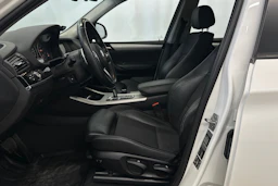 valkoinen BMW X3 2017 kuva 17.