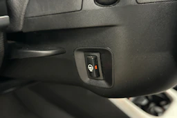 valkoinen BMW X3 2017 kuva 18.