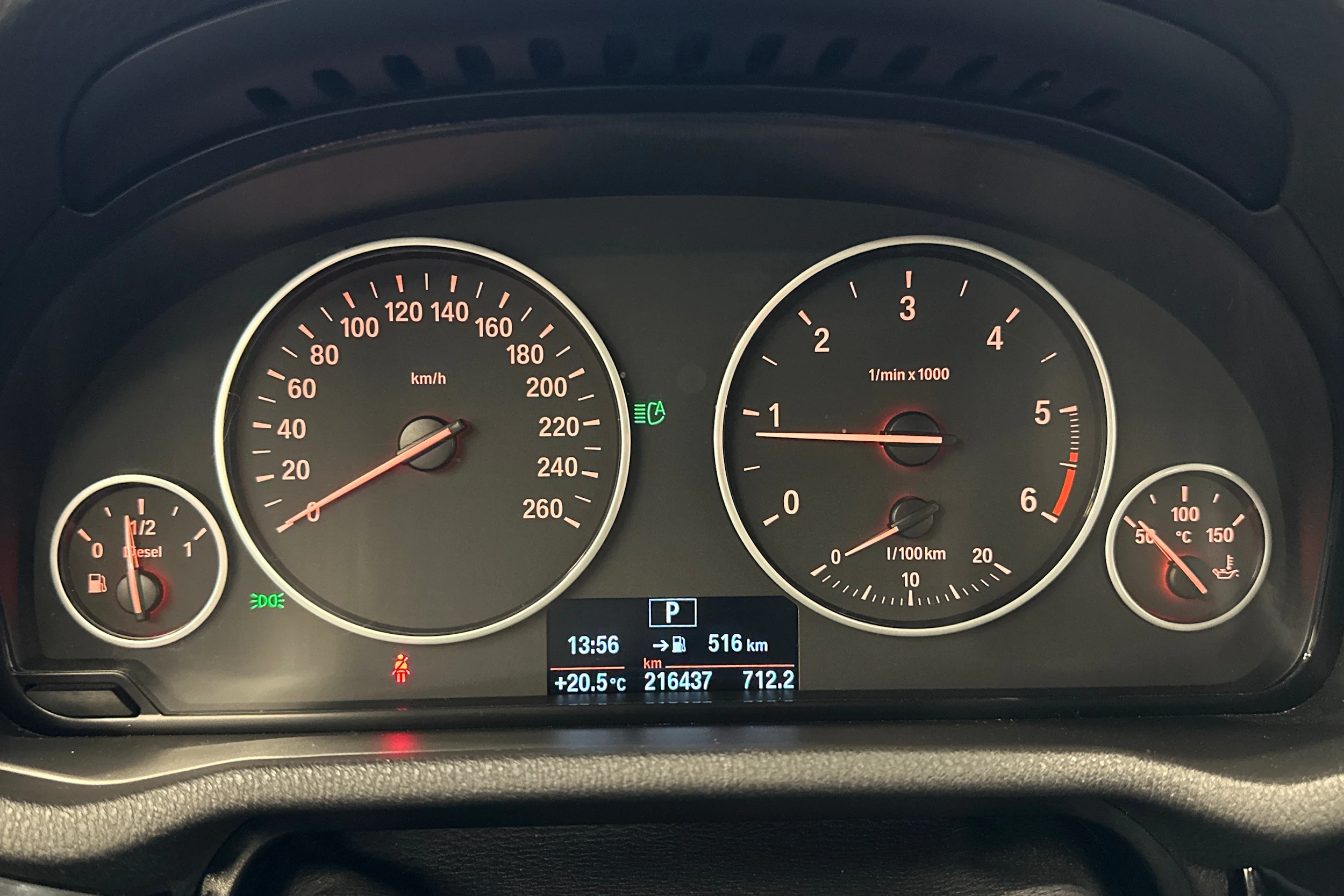 valkoinen BMW X3 2017 kuva 19.