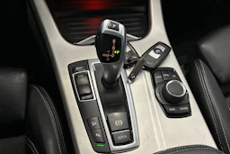 valkoinen BMW X3 2017 kuva 29.