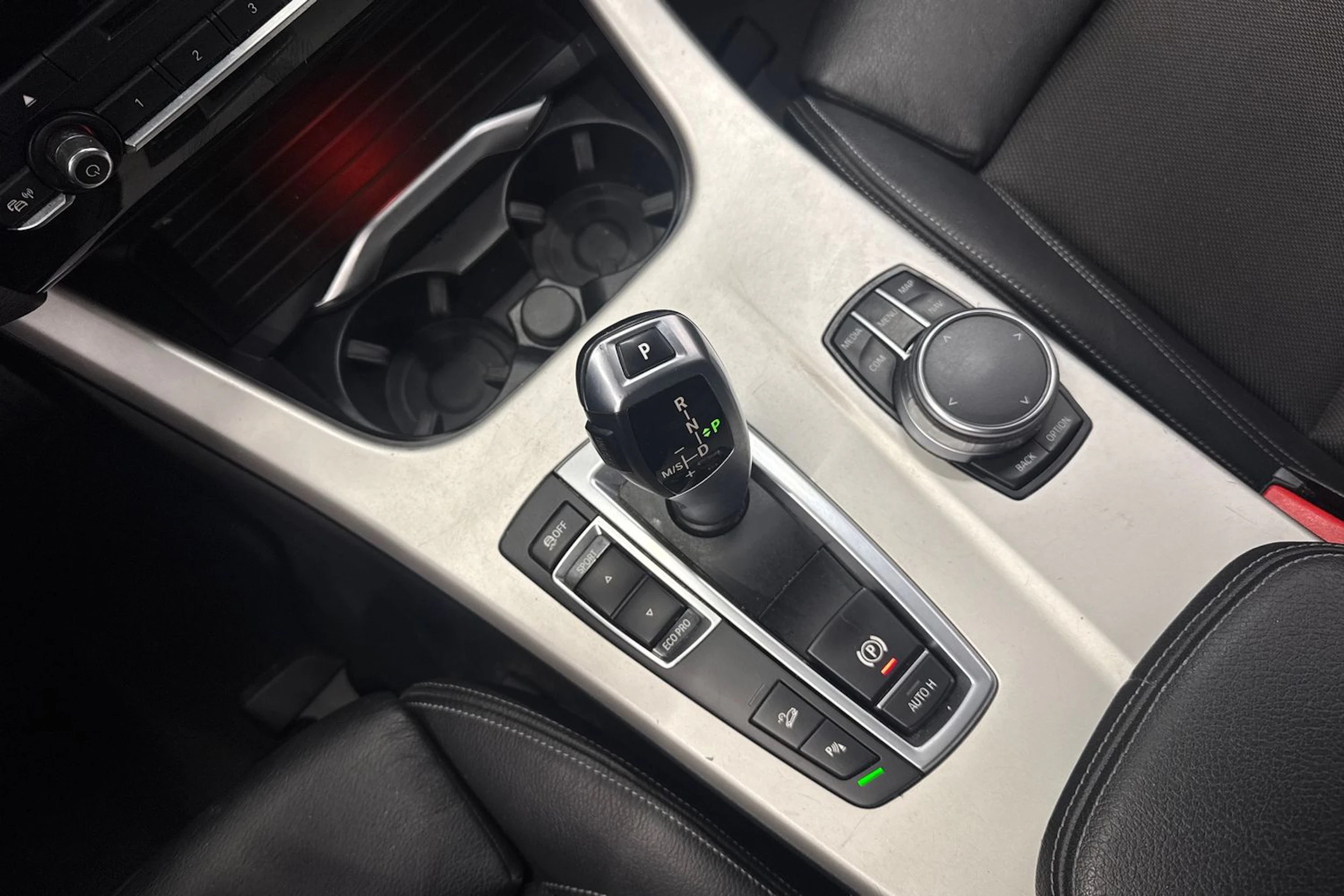 musta BMW X3 2017 kuva 28.