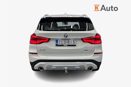 valkoinen BMW X3 2018 kuva 3.