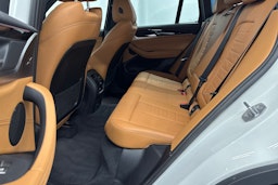 valkoinen BMW X3 2018 kuva 14.