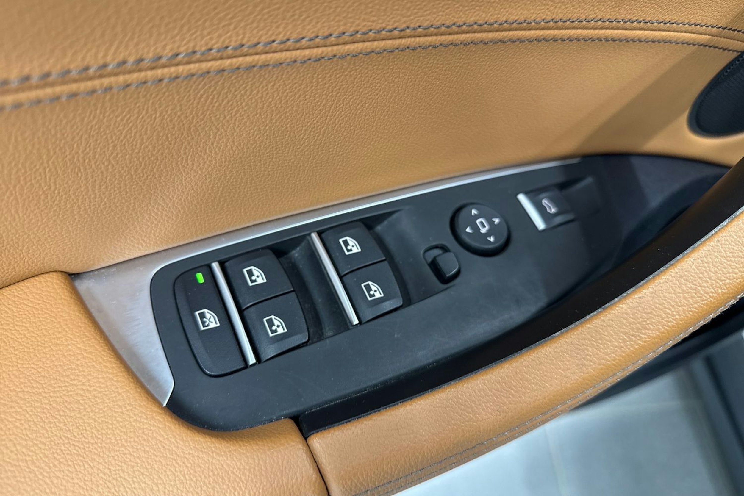 valkoinen BMW X3 2018 kuva 19.