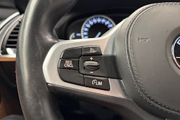 valkoinen BMW X3 2018 kuva 22.