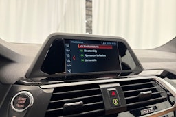 valkoinen BMW X3 2018 kuva 26.