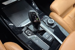 valkoinen BMW X3 2018 kuva 34.