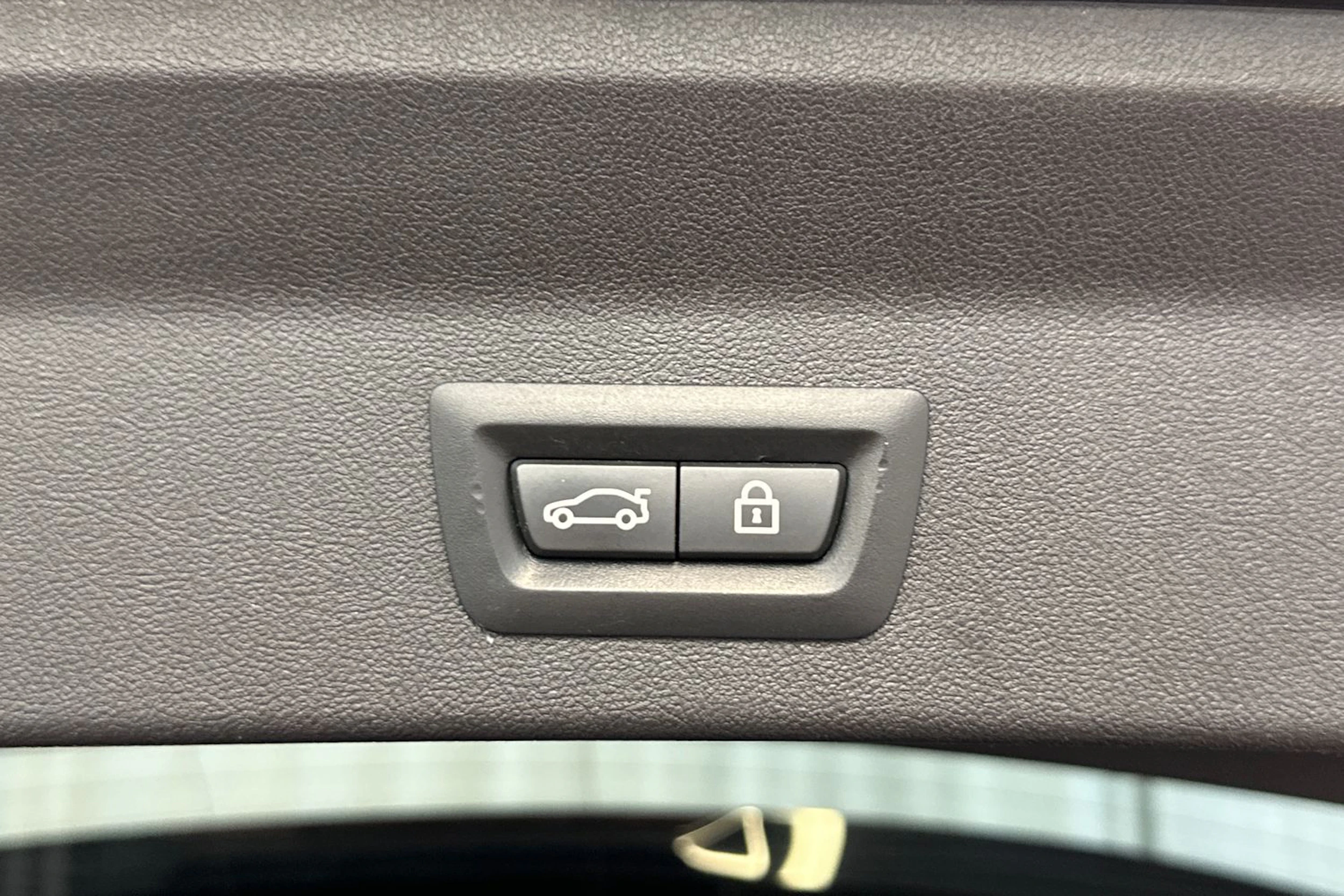 harmaa BMW X3 2018 kuva 14.