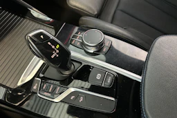 harmaa BMW X3 2018 kuva 24.
