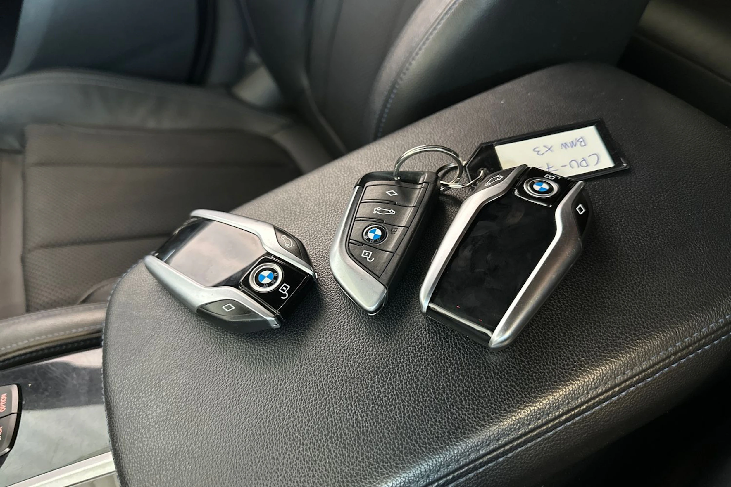 harmaa BMW X3 2018 kuva 35.