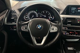 sininen BMW X3 2018 kuva 14.