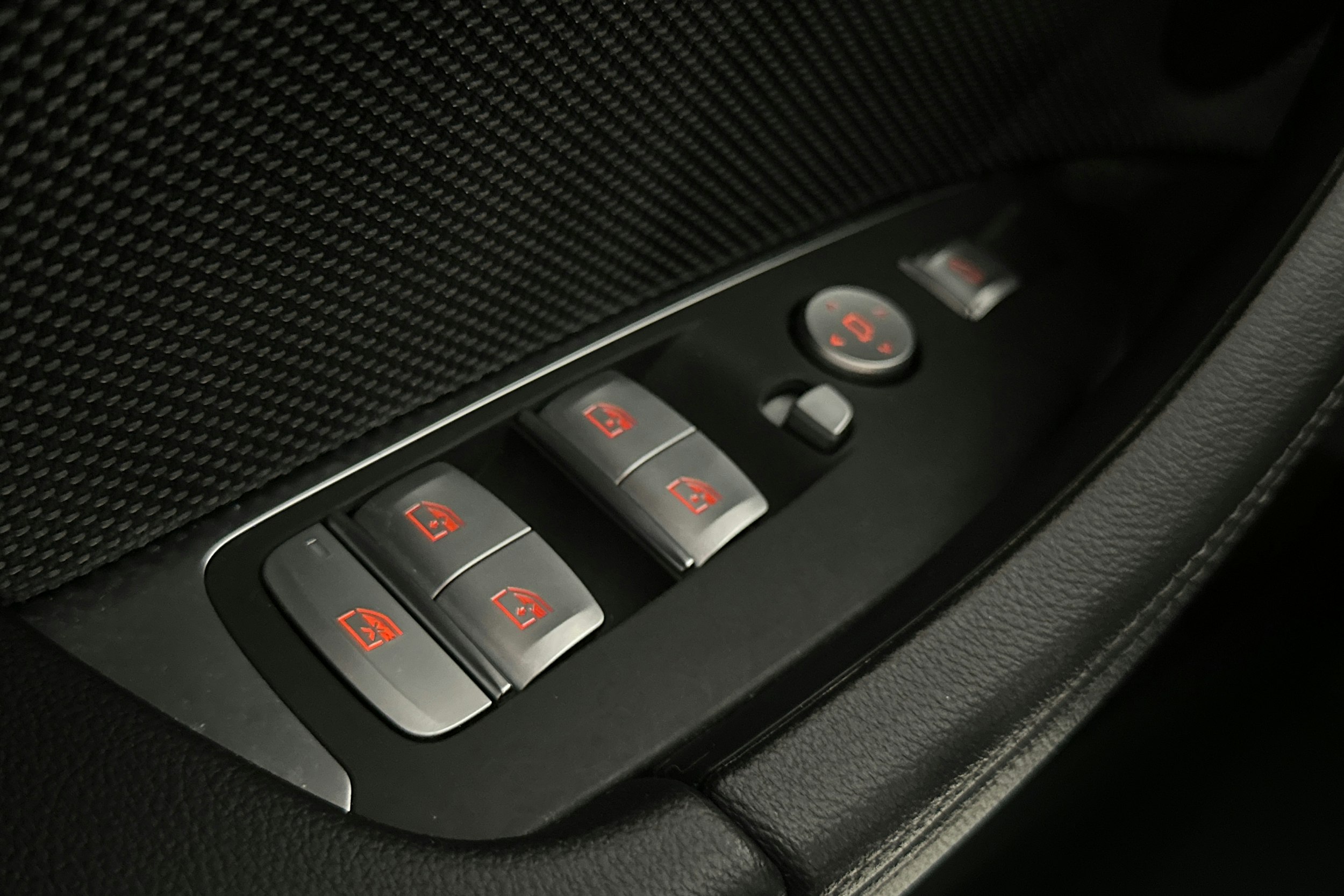 sininen BMW X3 2018 kuva 16.