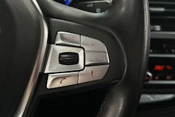 sininen BMW X3 2018 kuva 19.