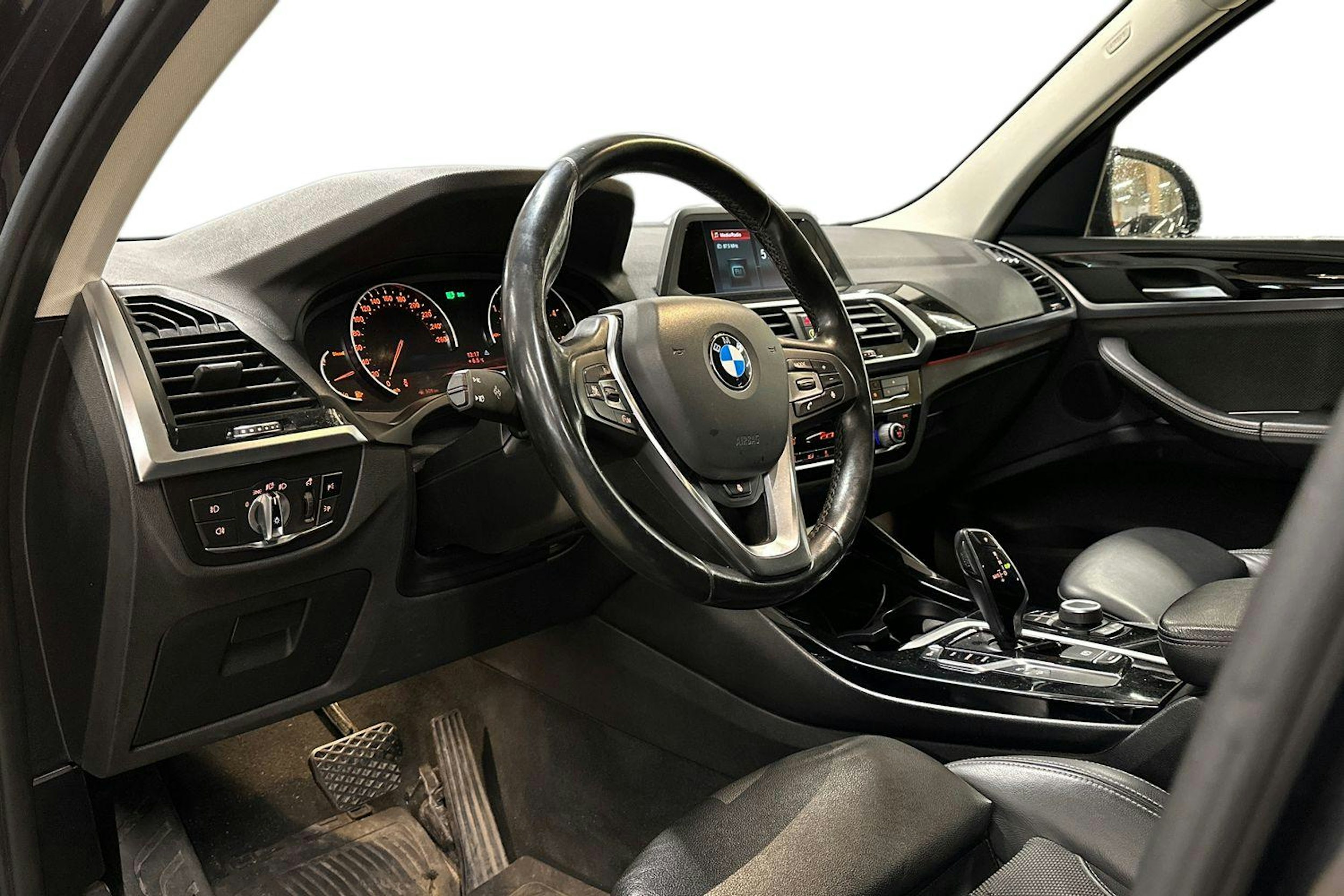 harmaa BMW X3 2018 kuva 3.