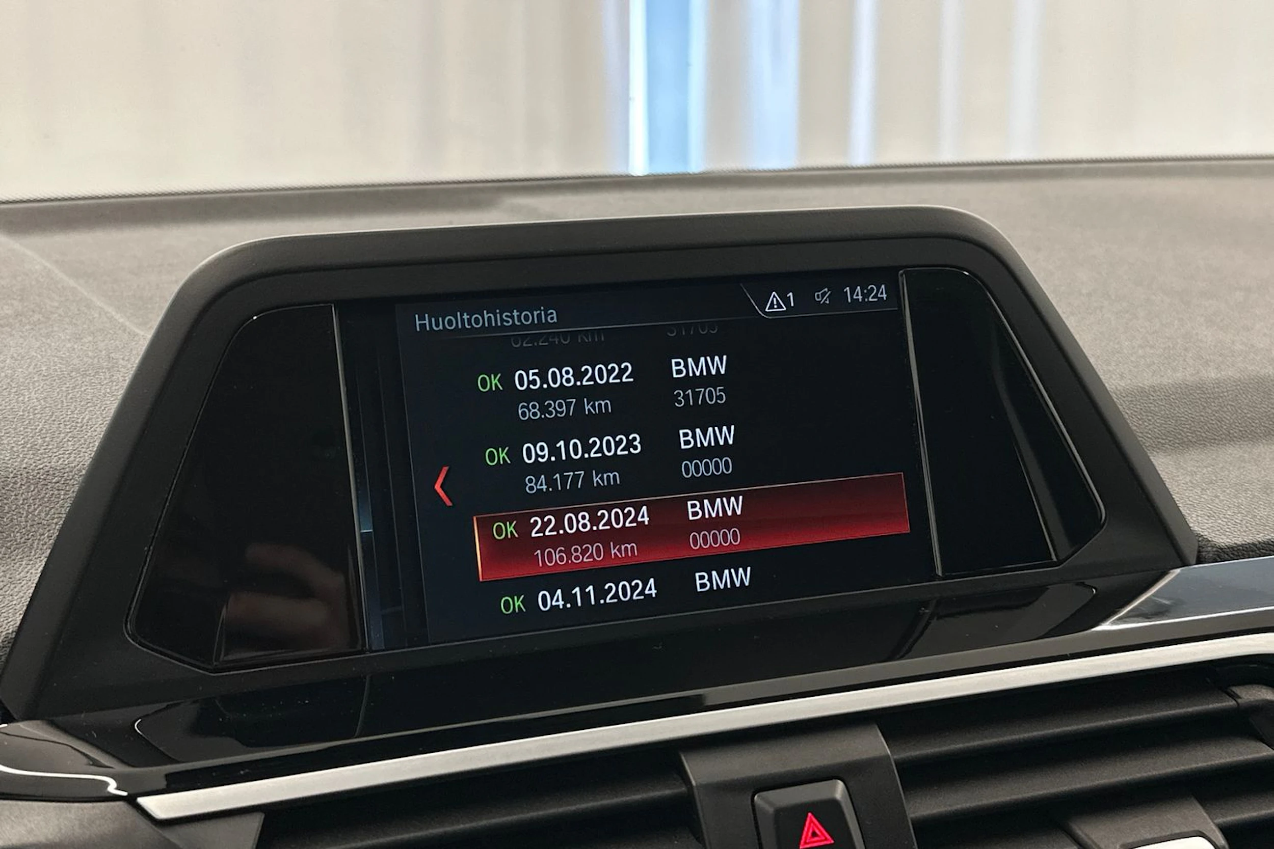 hopea BMW X3 2018 kuva 23.