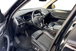 musta BMW X3 2018 kuva 3.