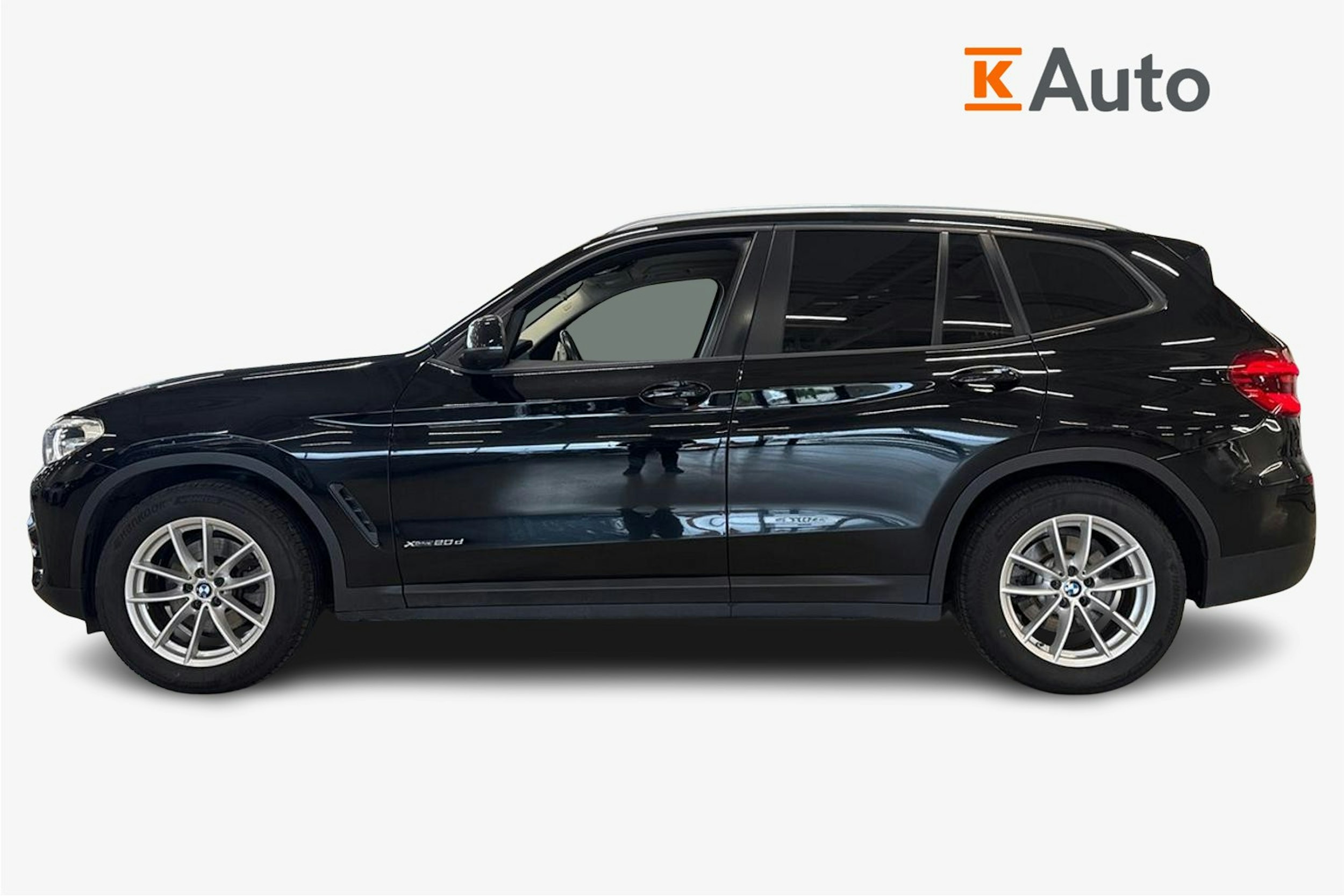 musta BMW X3 2018 kuva 6.