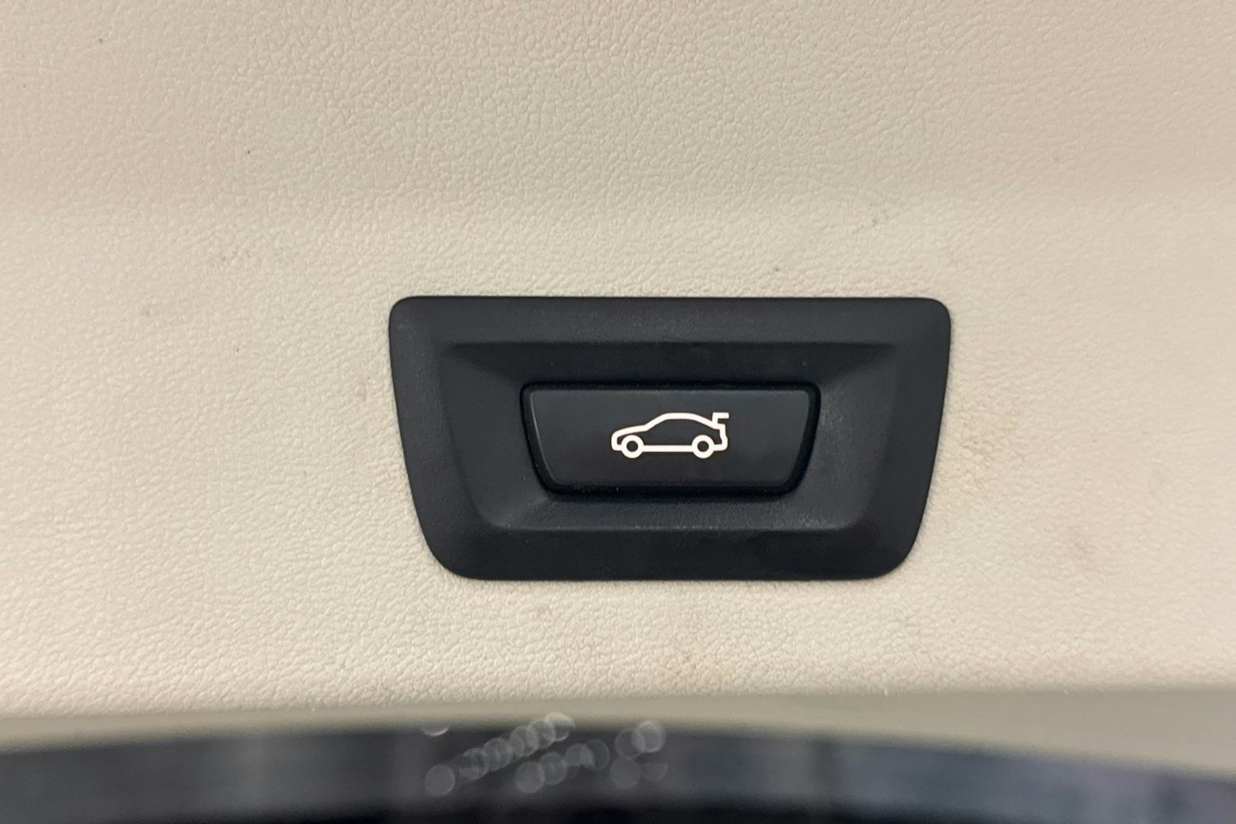 musta BMW X3 2018 kuva 21.