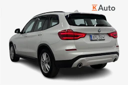 Valkoinen BMW X3 2018 kuva 2.