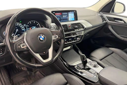 Valkoinen BMW X3 2018 kuva 6.