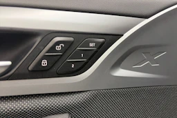 Valkoinen BMW X3 2018 kuva 15.