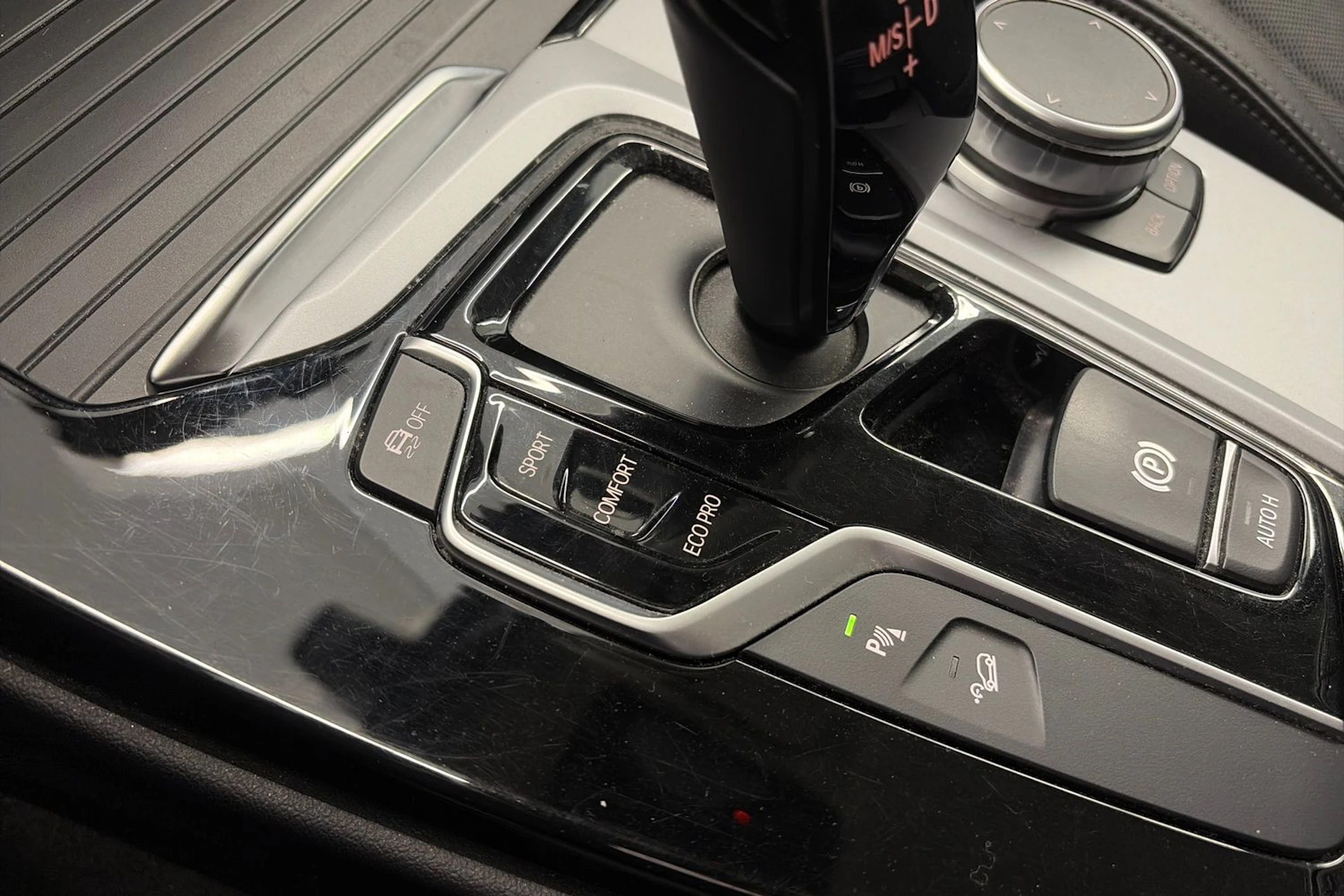 Valkoinen BMW X3 2018 kuva 27.