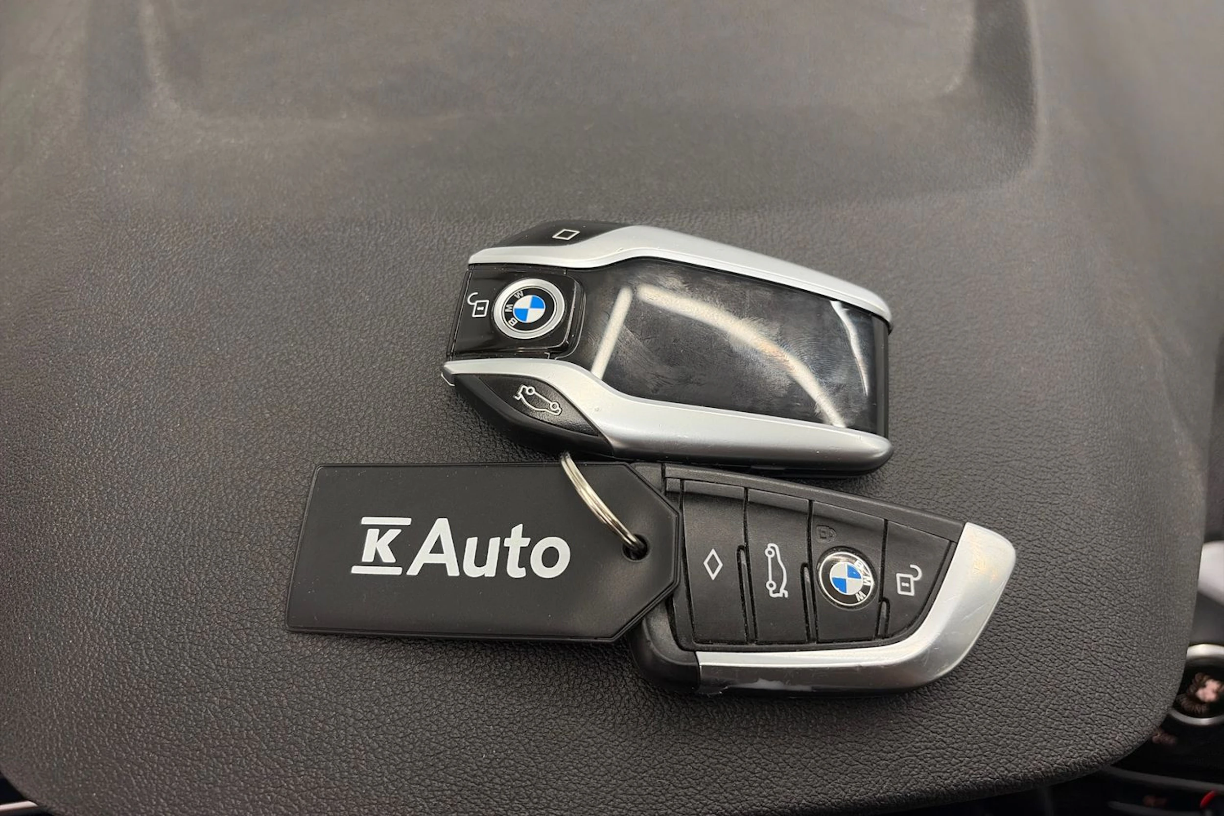 Valkoinen BMW X3 2018 kuva 29.