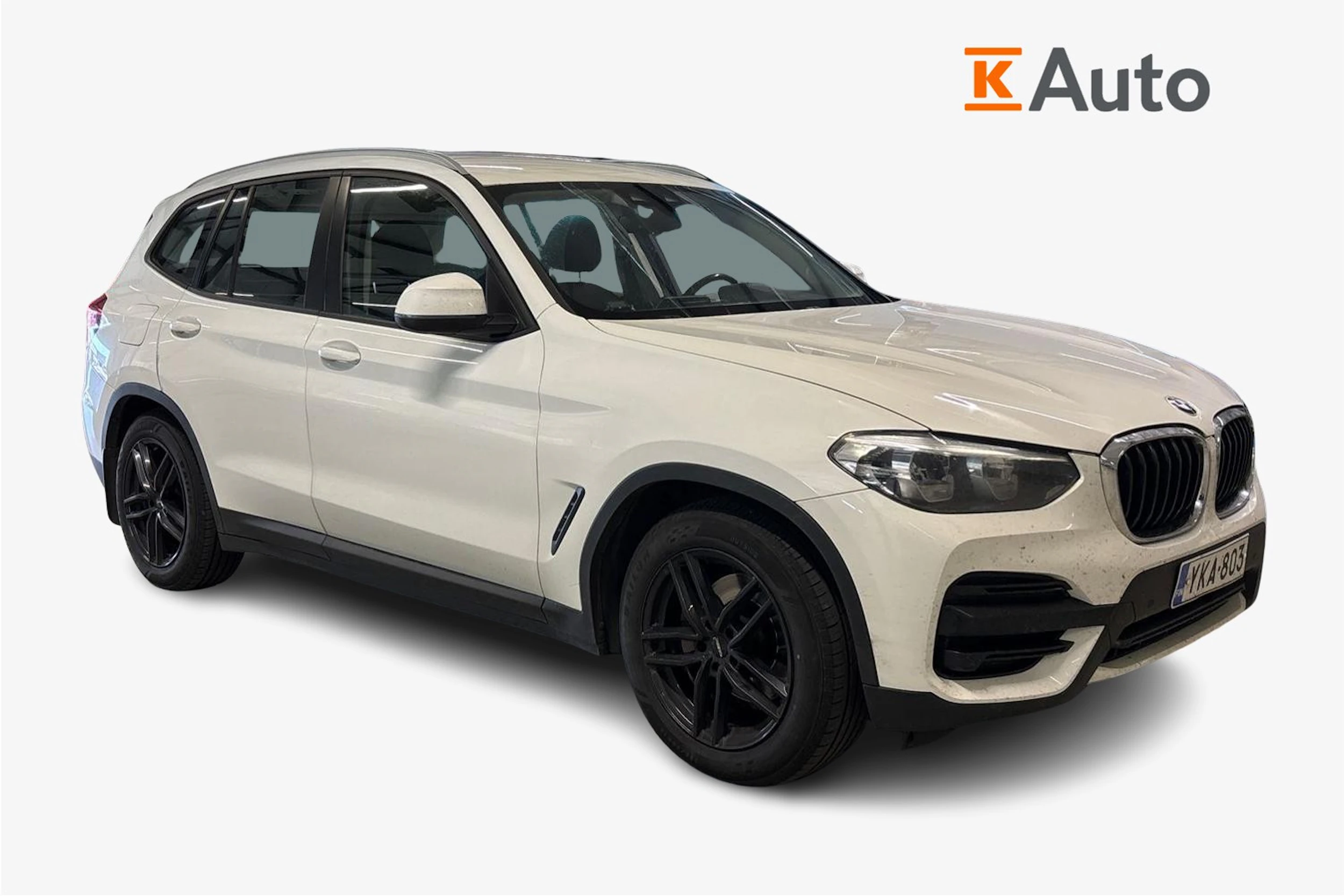 valkoinen BMW X3 2018 kuva 1.