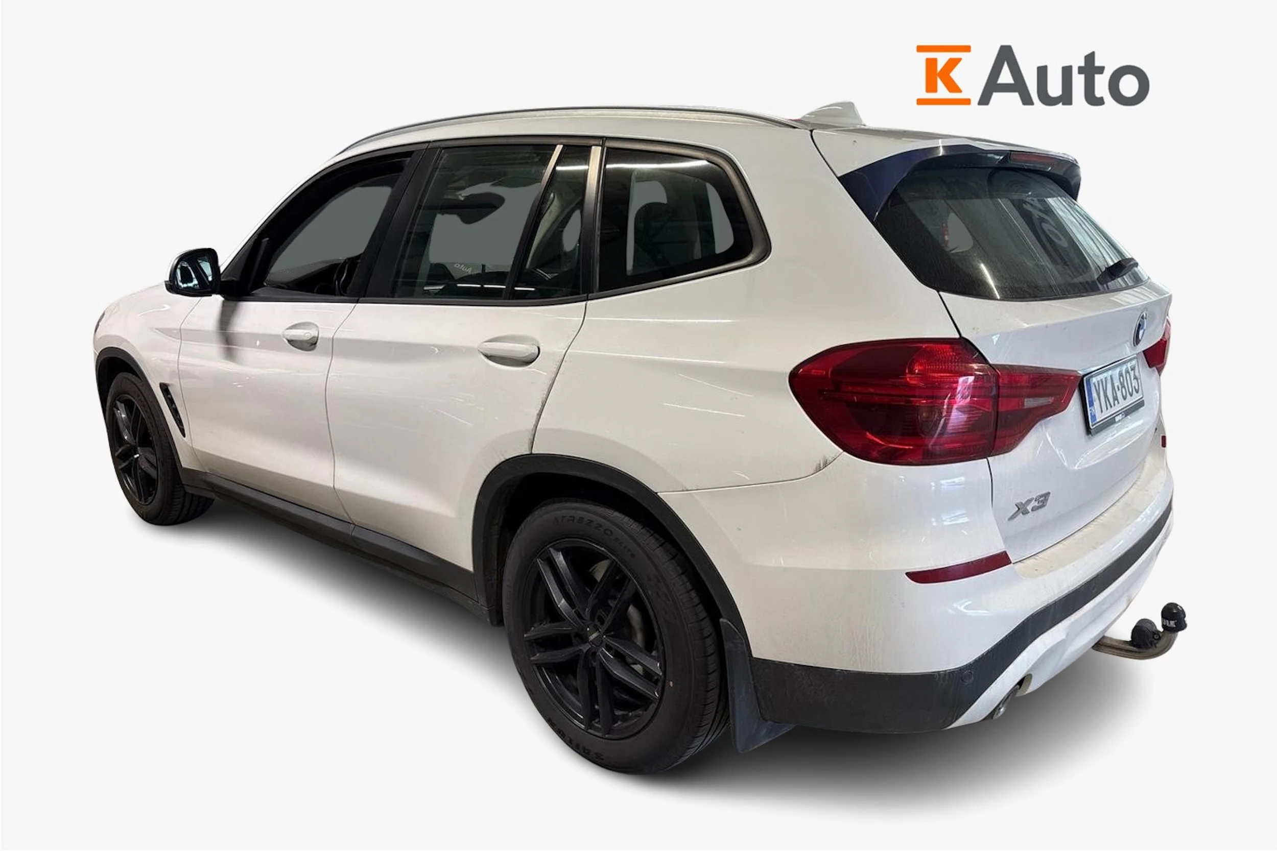 valkoinen BMW X3 2018 kuva 2.