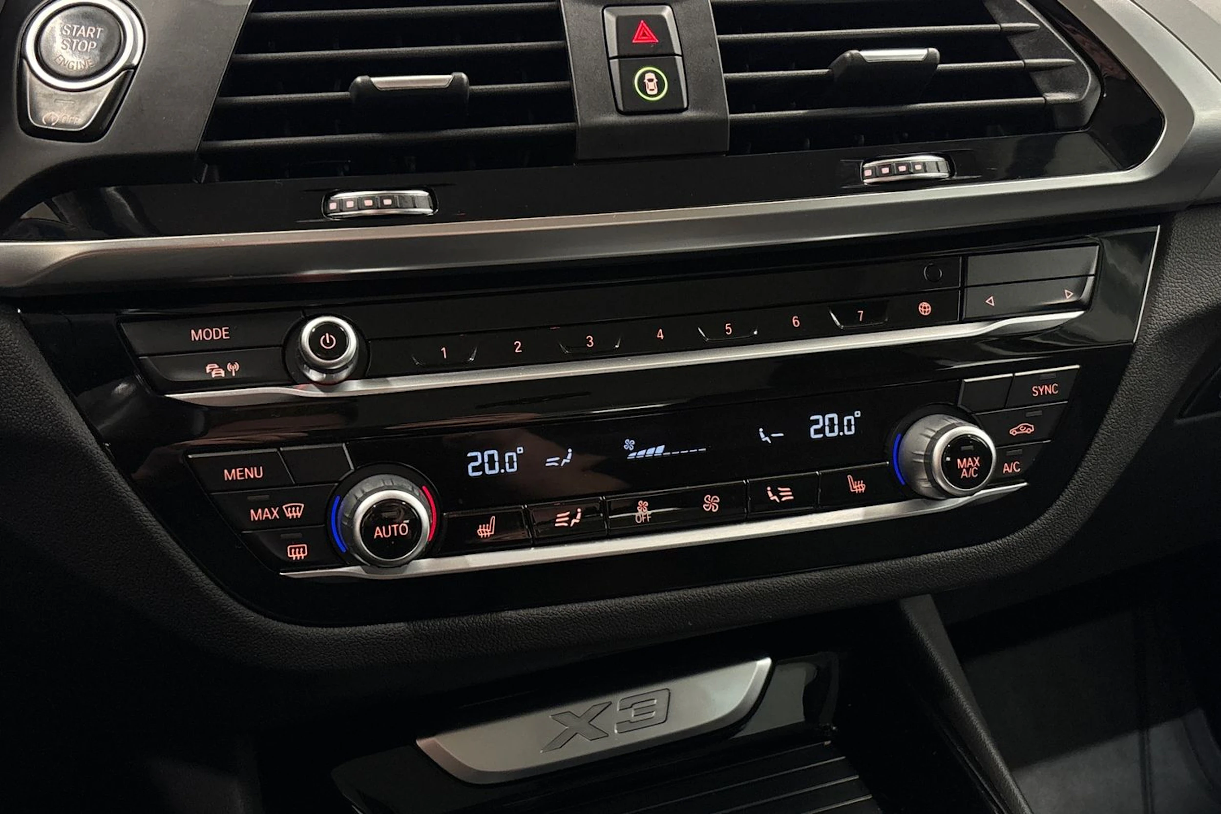 valkoinen BMW X3 2018 kuva 18.