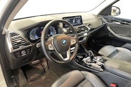 valkoinen BMW X3 2020 kuva 7.
