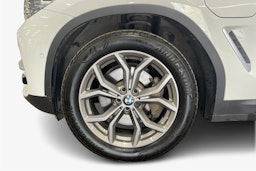 valkoinen BMW X3 2020 kuva 11.
