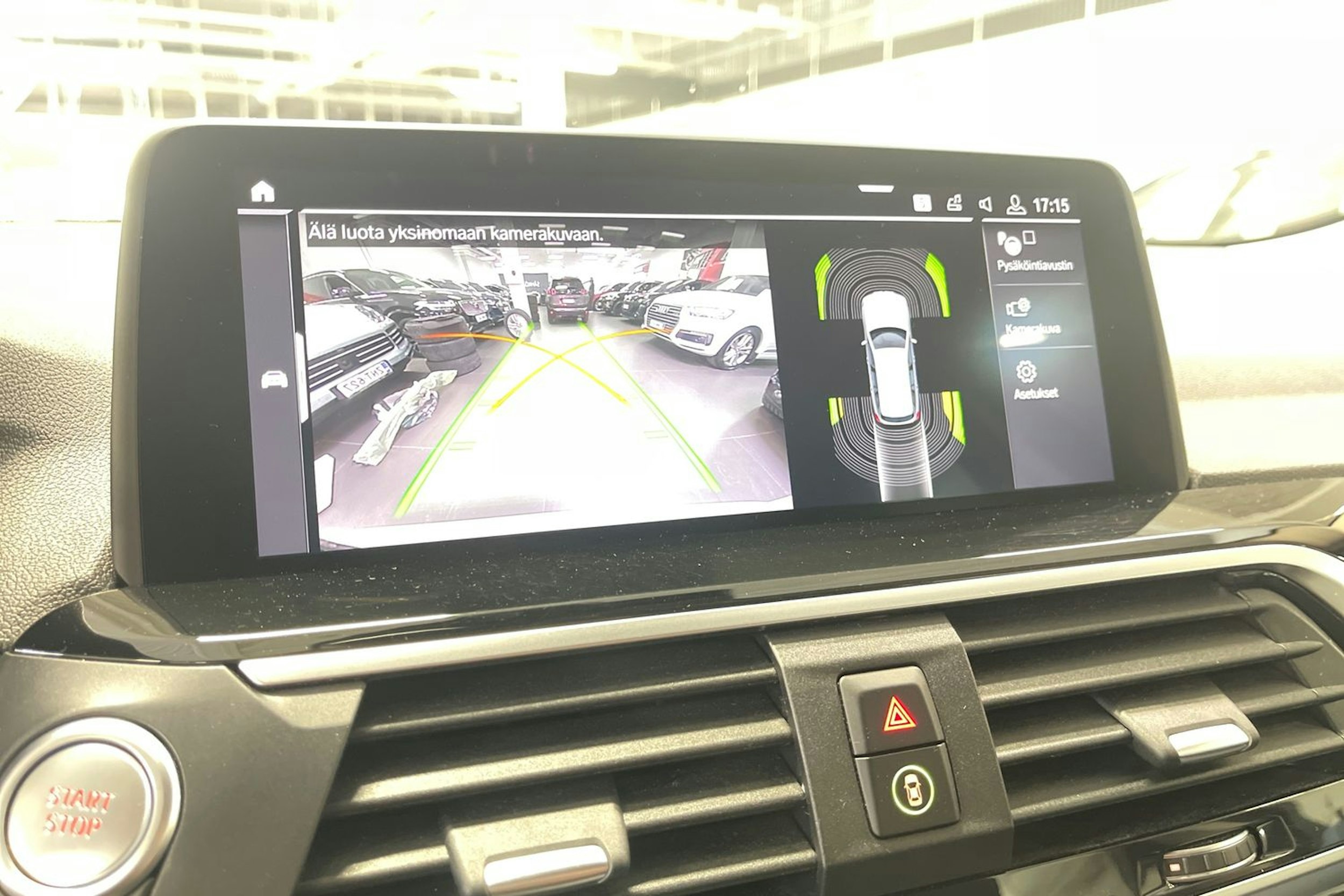 valkoinen BMW X3 2020 kuva 19.