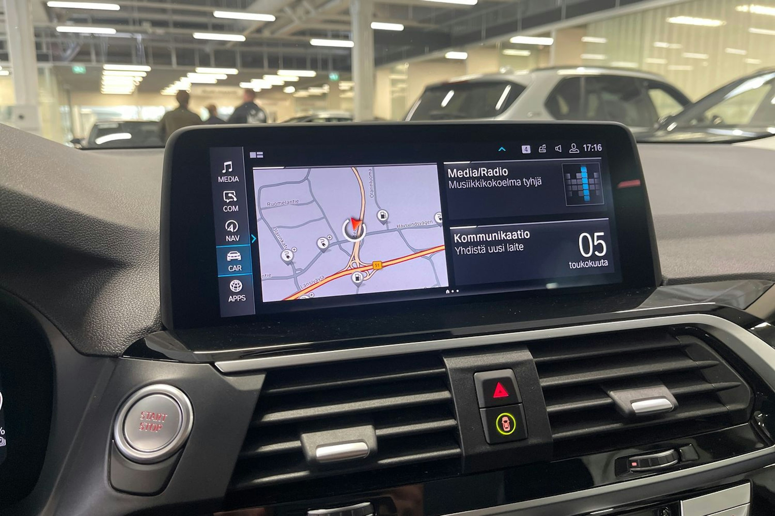 valkoinen BMW X3 2020 kuva 20.